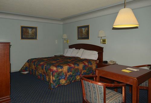 Whitten Inn Van Horn Bagian luar foto