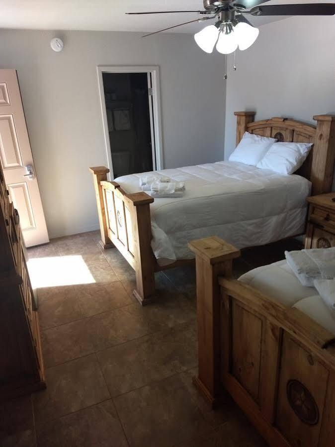 Whitten Inn Van Horn Bagian luar foto