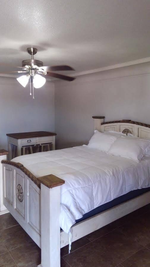 Whitten Inn Van Horn Bagian luar foto